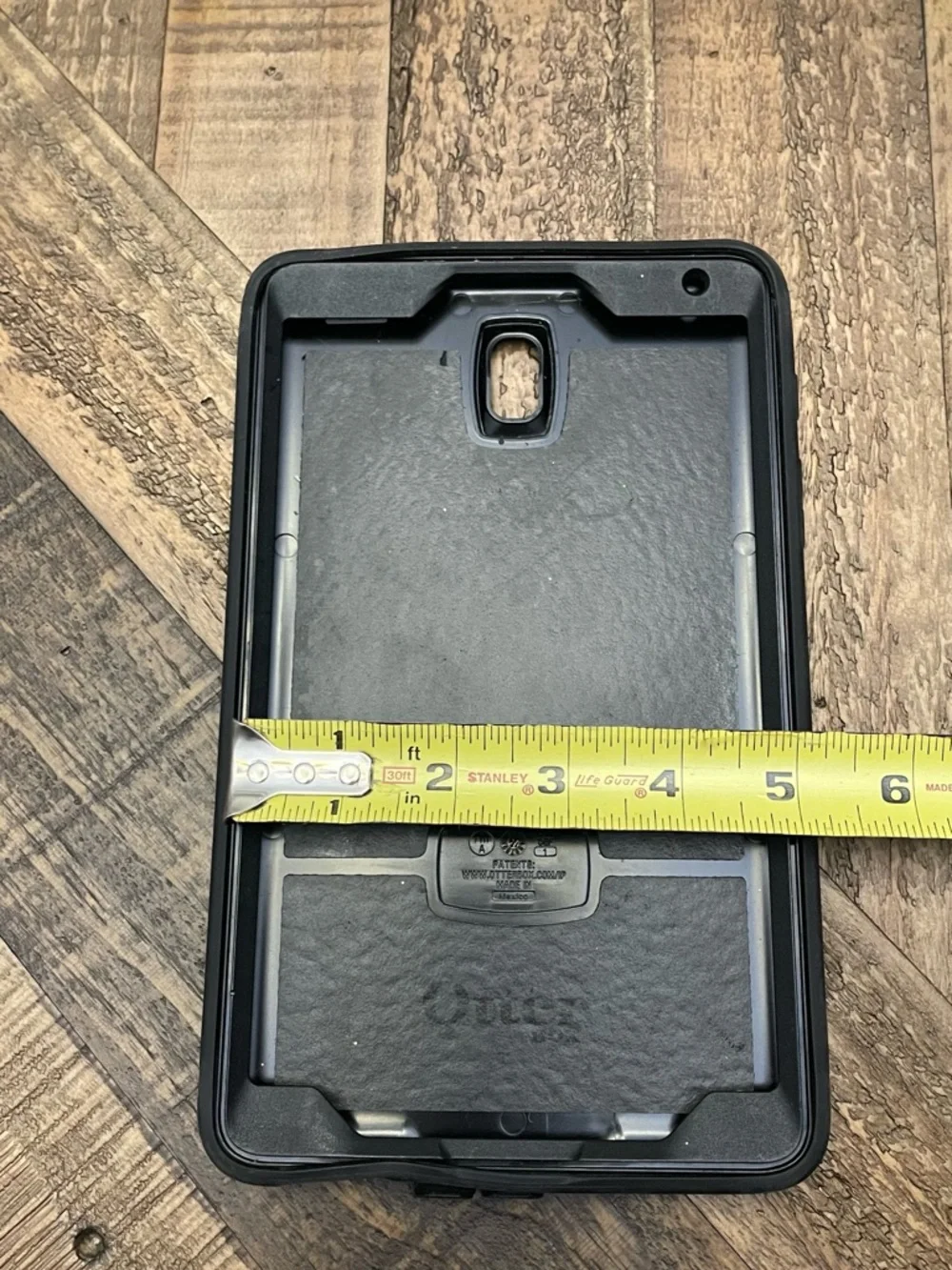 OtterBox Defender Series case designed for the Samsung Galaxy Tab S 8.4